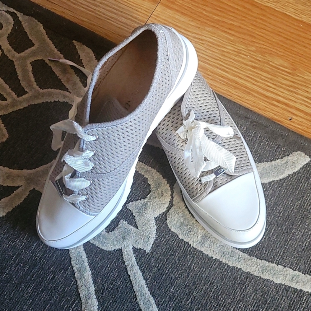 🆕 NWOT Donald Pliner sport shoes